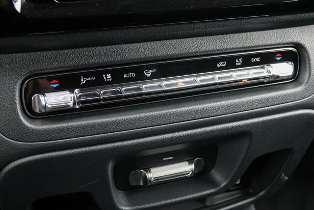 Mercedes-Benz VITO 119Cdi 190Pk 9G-Tronic Aut. | Dubbele Cabine | Mixto Pro | Extra lang | 2xSchuifdeur | Achteruitrijcamera | Afneembare trekhaak | Spoilerpack | Rode remzadels | 20''