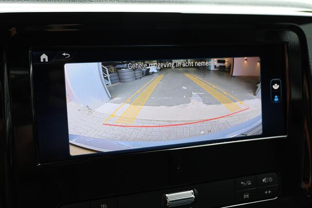 Mercedes-Benz VITO 116 CDI L3 XXL | AMG Edition | Multibeam Led | Dodehoek detector | Rijstrookassistent | CarPlay | Camera | Side-Bars | DAB | Cruise control | 3-Zitter | BPM Vrij | Fabrieksgarantie