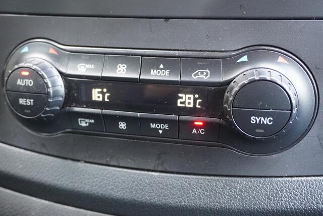 Mercedes-Benz VITO 116 CDI Lang Automaat EURO 6 - AC/Climate - Cruise - Camera - ¤15.950,- Excl.