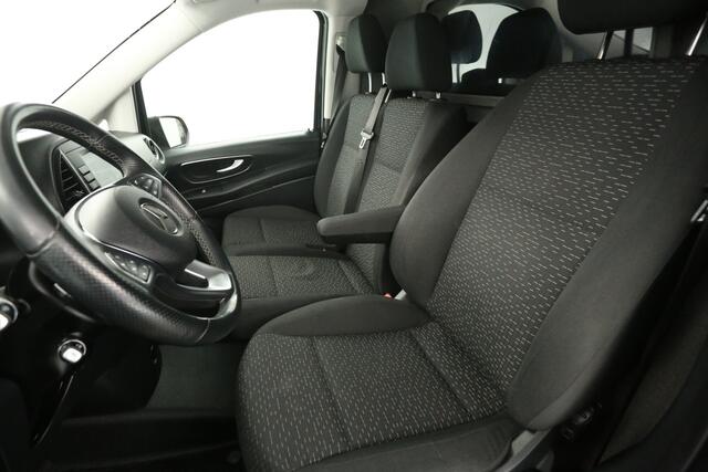 Mercedes-Benz VITO 114 CDI Lang Automaat Airco Camera Carplay Cruise Trekhaak Navigatie 3 Persoons 18''LMV