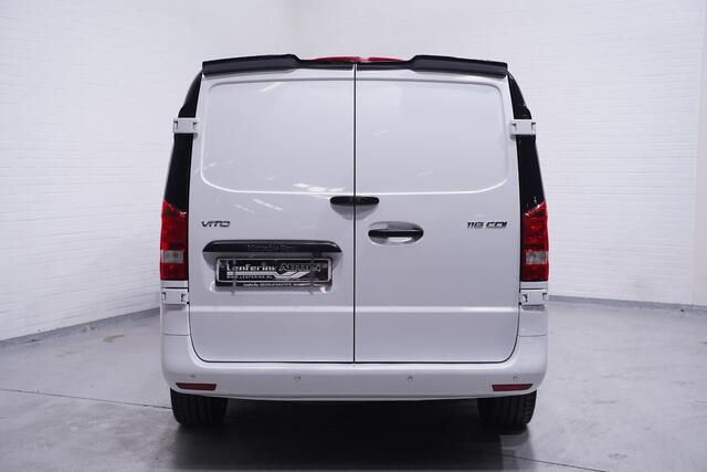 Mercedes-Benz VITO 116 CDI 163 pk Dubbel Cabine Black&White Edition 19" LMV, Treeplanken, Spoilers V+A, Apple Carplay, 5-Zits