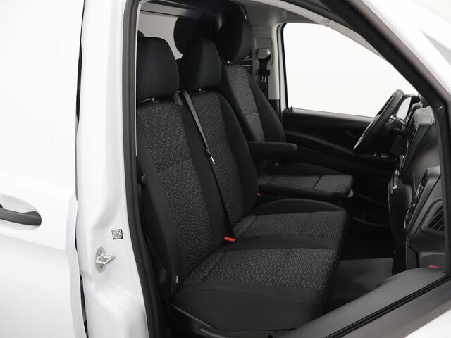 Mercedes-Benz VITO 116 CDI Aut. | XL L3 | Pro | Navigatie | Parkeercamera | Stoelverwarming | Keyless Go | 3-zits | Achterdeuren | Certified