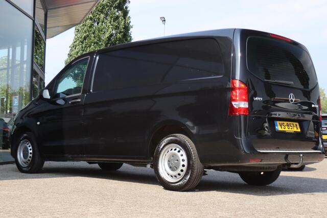 Mercedes-Benz VITO 116 CDI 163PK LANG Mercedes-Benz Vito 116 CDI 163 PK LANG *ZWART* + 2500 KG TREKHAAK