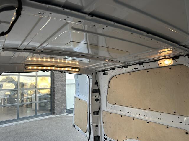 Mercedes-Benz VITO 116 CDI Extra lang / Automaat / Airco / Navigatie / Camera / Parkeersensoren / Cruise control / 270 Graden achterdeuren