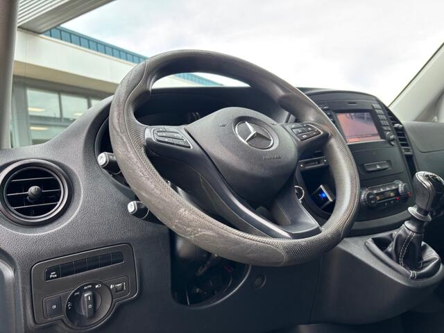 Mercedes-Benz VITO 111 CDI LANG AIRCO LMV NAVI PDC-CAMERA CRUISECONTROL