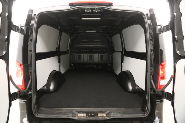 Mercedes-Benz VITO 114 CDI Lang Automaat Airco Cruise Carplay Camera Navigatie 3 Persoons 18"LMV Trekhaak