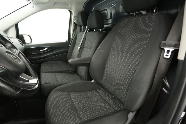 Mercedes-Benz VITO 114 CDI Lang Automaat Airco Cruise Carplay Camera Navigatie 3 Persoons 18"LMV Trekhaak