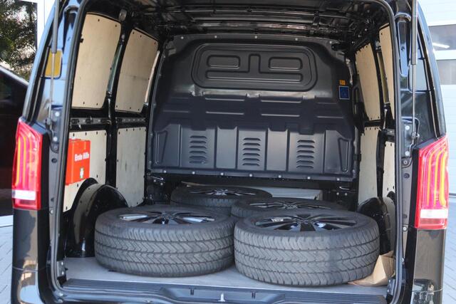 Mercedes-Benz VITO 119CDI, 190PK, Lang, LED, Cruise Control, Camera,
