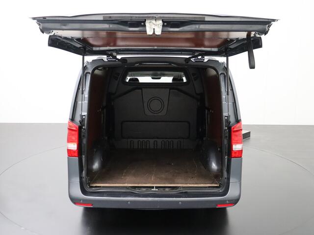 Mercedes-Benz VITO 114CDI 7G-Tronic XXL Dubbele Cabine | Leder | Airco | 2xSchuifdeur | Privacy glass