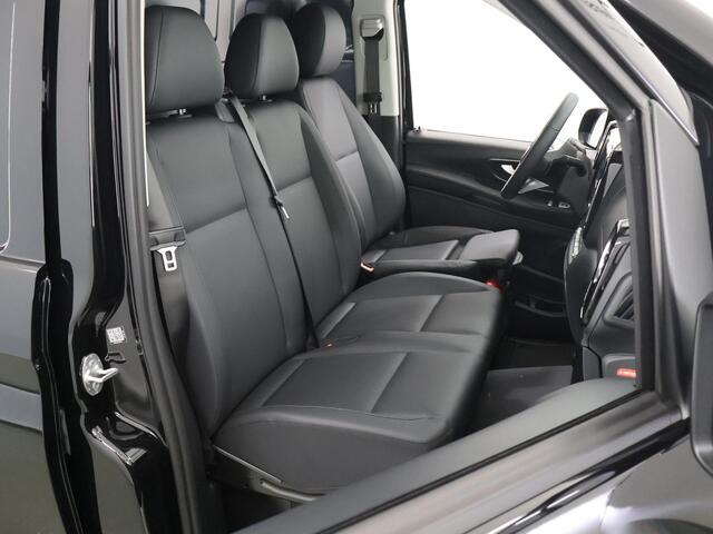 Mercedes-Benz VITO 116 CDI Aut. | L3 XL | Pro | EDITION | 19" Velgen | Spoilerpakket | Treeplanken | Automaat | Parkeercamera | Distronic Plus | Trekhaak 2500Kg | Dubbele schuifdeuren | Stoelverwarming | Nieuw