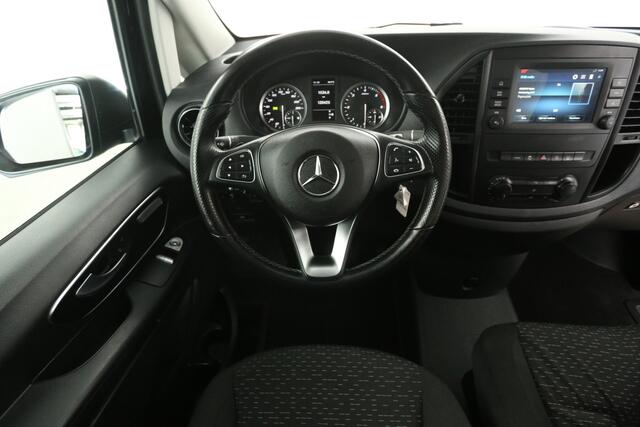 Mercedes-Benz VITO 114 CDI Lang Automaat Airco Camera Carplay Cruise Trekhaak Navigatie 3 Persoons 18''LMV
