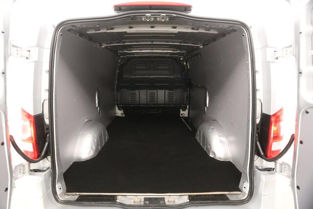 Mercedes-Benz VITO 114 CDI Lang | MARGE! | Automaat Airco Cruise Trekhaak 18"LMV 3 Persoons Elektrpakket