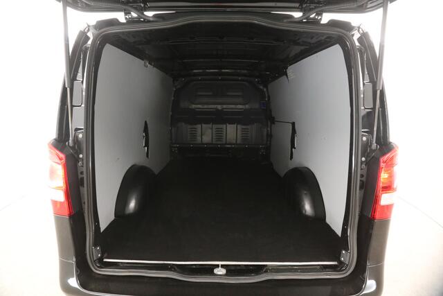 Mercedes-Benz VITO 114 CDI Lang Automaat Airco Camera Carplay Cruise Navigatie Trekhaak 17"LMV
