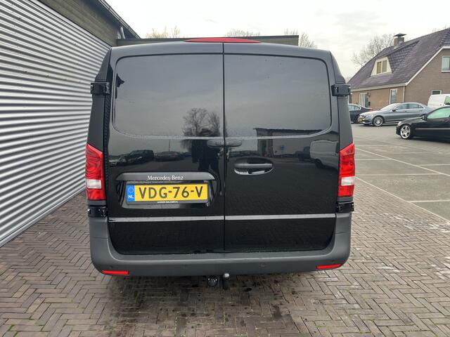 Mercedes-Benz VITO 111 CDI | Achter deuren