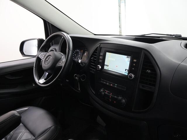 Mercedes-Benz VITO 119 CDI Aut. | L2 Lang | Dubbele Cabine | Navigatie | Parkeercamera | Airco | Cruise Control | LM Velgen | Trekhaak | Lederen Bekleding |