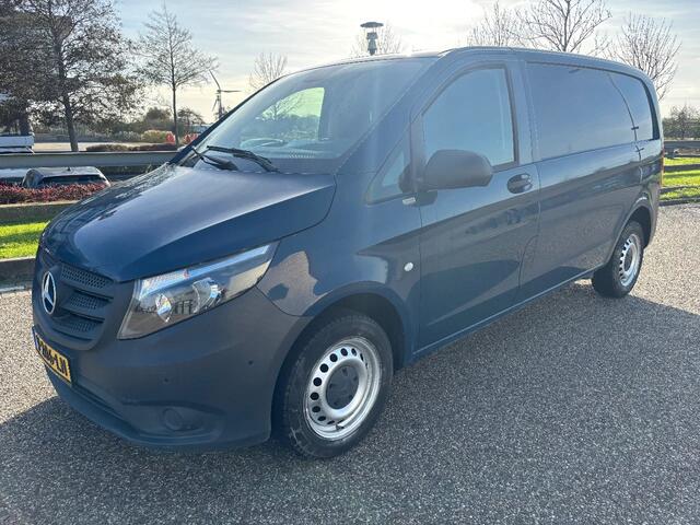 Mercedes-Benz VITO 114CDI L1H1 Airco Navi Cruisecontrol Trekhaak