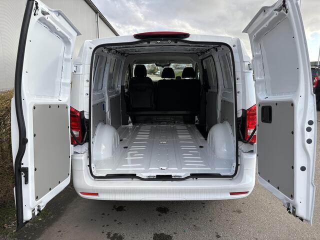 Mercedes-Benz VITO eVito 112 L2 60 kWh