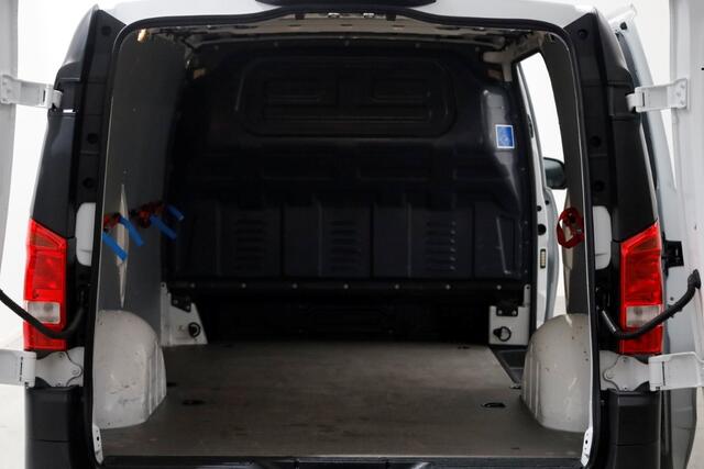 Mercedes-Benz VITO 110 CDI 102pk RWD Lang Airco/Navi/Camera 07-2022