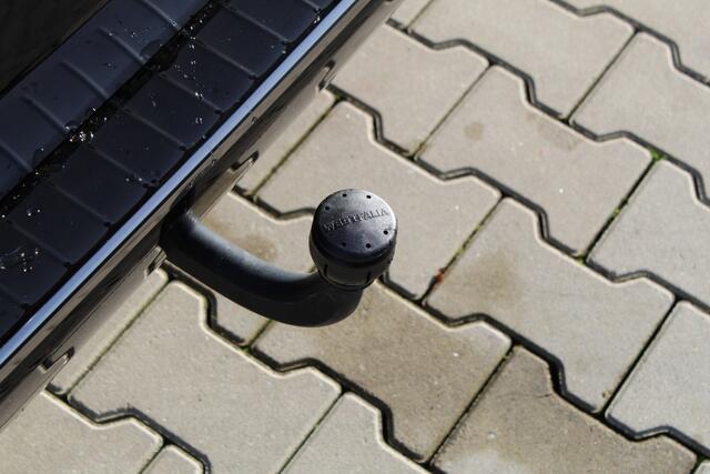 Mercedes-Benz VITO 114 CDI 136Pk L2 Automaat | LED | 2X Schuifdeur | Black Edition