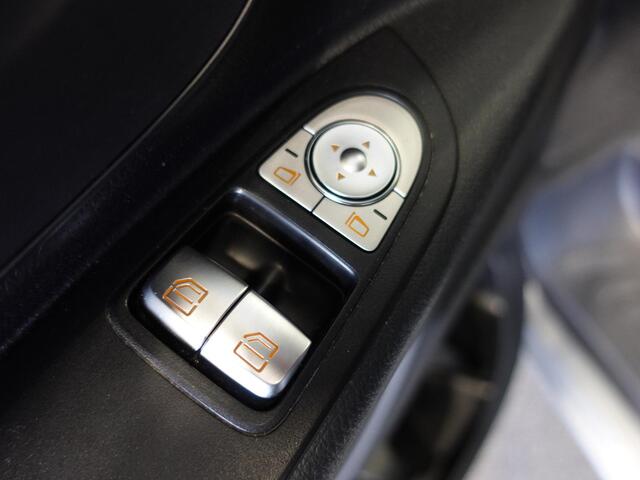 Mercedes-Benz VITO 114 CDI Lang Automaat Airco Cruise Control Camera Parkeersensoren Trekhaak