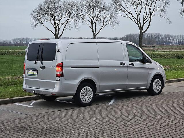 Mercedes-Benz VITO 119 CDI LED Trekhaak Parkeersensoren Automaat Airco Cruise Achterdeuren 3 Zits Euro6 190 PK!