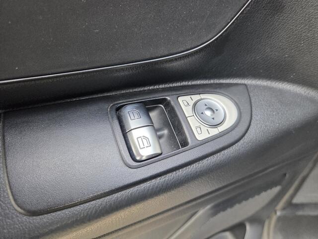 Mercedes-Benz VITO 110 CDI Lang L2 werkplaats inrichting