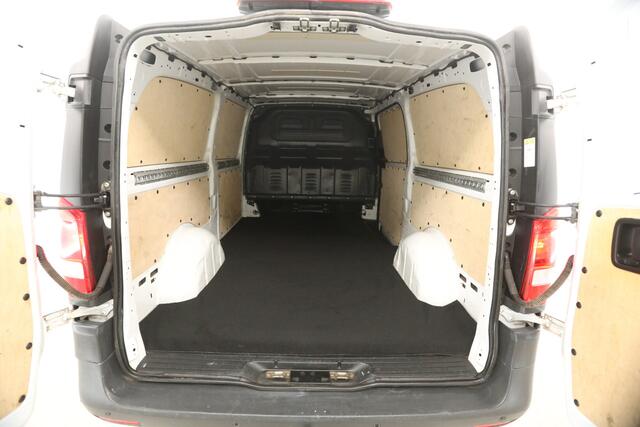 Mercedes-Benz VITO 114 CDI Extra Lang | Aut. | Airco | Adap. Cruise | Carplay | Trekh. | 3-Zits | Stoelverw. | Parkeersens.