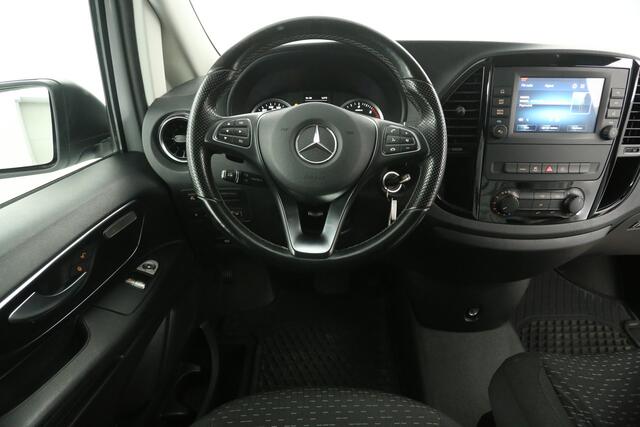 Mercedes-Benz VITO 114 CDI Extra Lang | Aut. | Airco | Adap. Cruise | Carplay | Trekh. | 3-Zits | Stoelverw. | Parkeersens.