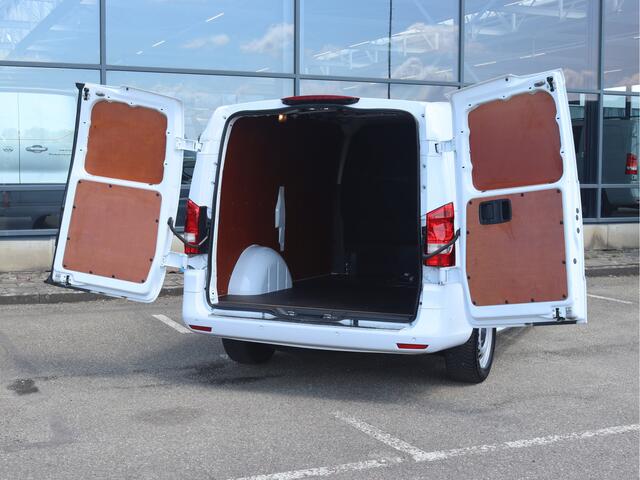Mercedes-Benz VITO eVito L2 66 kWh | AIRCO/CAMERA/BETIMMERING | Certified