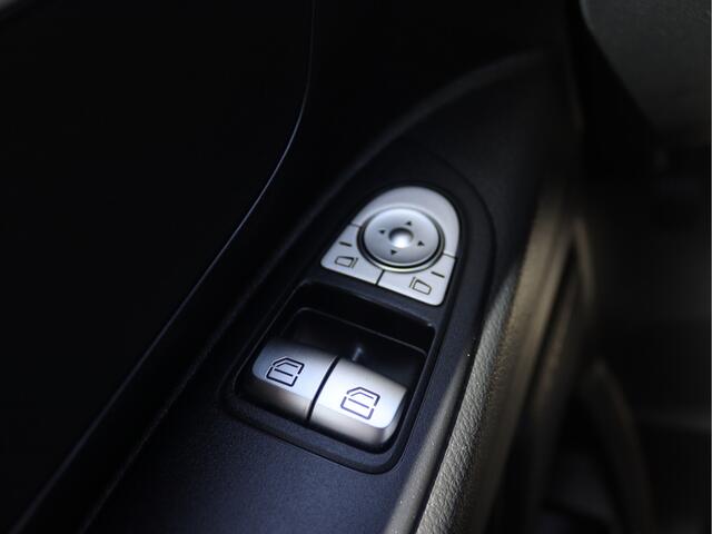 Mercedes-Benz VITO eVito L2 66 kWh | AIRCO/CAMERA/BETIMMERING | Certified