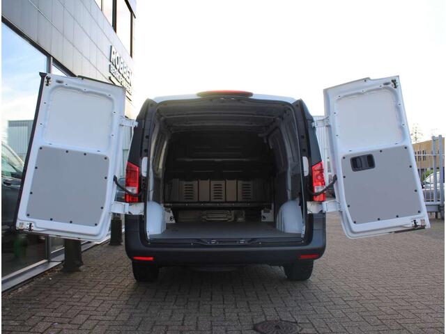 Mercedes-Benz VITO eVito 112 L2 60 kWh Aut. Elektrisch Z.G.A.N.
