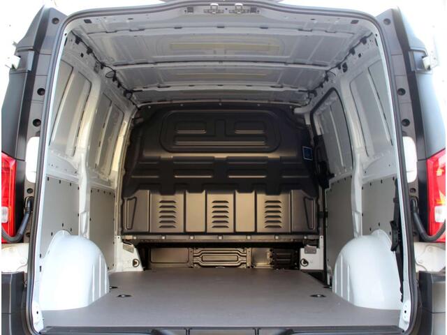 Mercedes-Benz VITO eVito 112 L2 60 kWh Aut. Elektrisch Z.G.A.N.