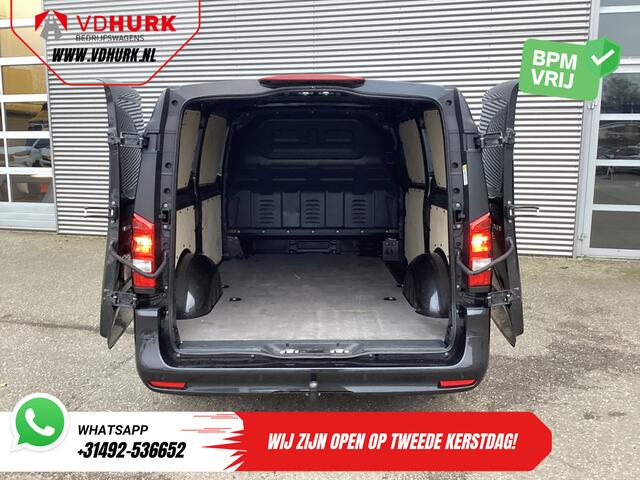 Mercedes-Benz VITO 119 CDI Aut. L2 LED/ 2.5t Trekverm./ 270Gr.Deuren/ Stoelverw./ Carplay/ Camera/ Trekhaak/ Cruise/ PDC/ DAB