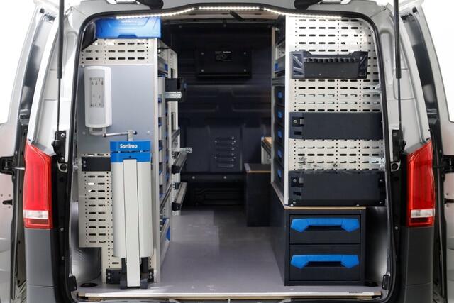 Mercedes-Benz VITO 114 CDI 136pk Compact 9G Automaat 2x Schuifdeur/LED/Camera/Inrichting 07-2022