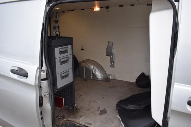 Mercedes-Benz VITO 116 CDI Lang Bumpers in kleur | Trekhaak | Camera | 3 pers.