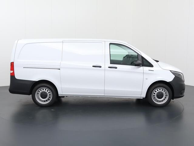 Mercedes-Benz VITO eVito Bestelwagen 66 kWh L2 | Stoelverwarming | Navigatie | Airco | Cruise Control | Schuifdeur links en Rechts |