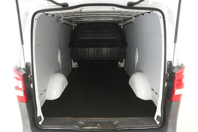 Mercedes-Benz VITO 114 CDI Lang | Euro6 | Airco | Adap.Cruise | Camera | Carplay | Trekh. | 3-Zits | 2xSchuifdeur | Stoelverw.