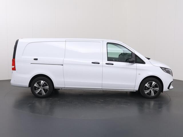 Mercedes-Benz VITO 116 CDI | Aut. | XL L3 | Select | 3 zits | Stoelverwarming | Trekhaak | LED koplampen | Achteruitrijcamera | Parkeersensoren Voor + Achter | Certified