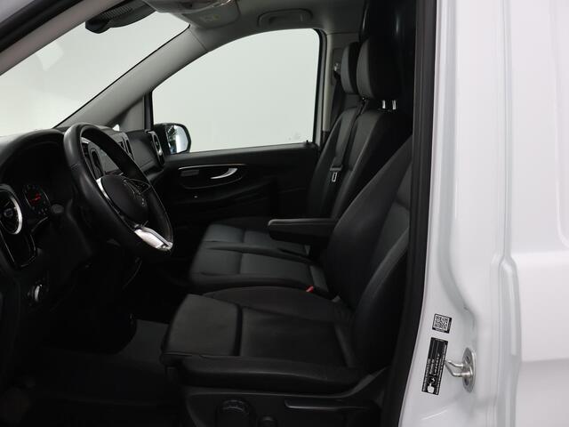 Mercedes-Benz VITO 116 CDI | Aut. | XL L3 | Select | 3 zits | Stoelverwarming | Trekhaak | LED koplampen | Achteruitrijcamera | Parkeersensoren Voor + Achter | Certified