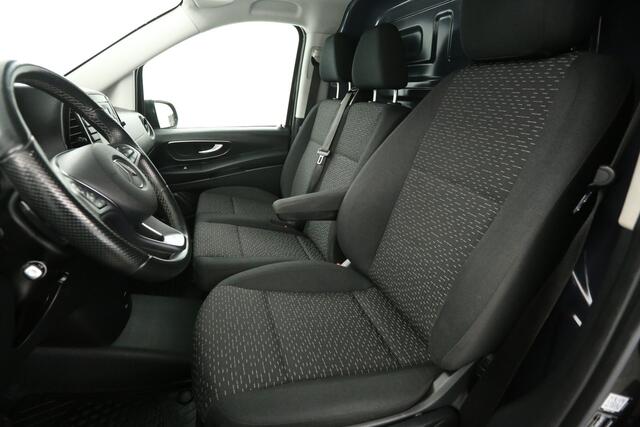 Mercedes-Benz VITO 114 CDI Lang | Aut. | Airco | Camera | Adap. Cruise | 3-Zits | Stoelverw. | 2xSchuifdeur | Carplay | Trekh.