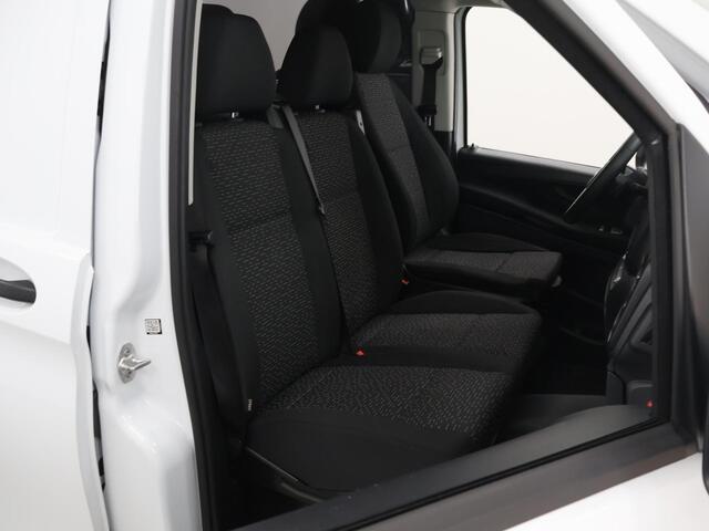 Mercedes-Benz VITO 116 CDI | Aut. | XL L3 | Pro | 3 zits | Achteruitrijcamera | Stoelverwarming | Navigatie | Airco | Dynamic Drive | Spiegelpakket | Cruise Control | Certified