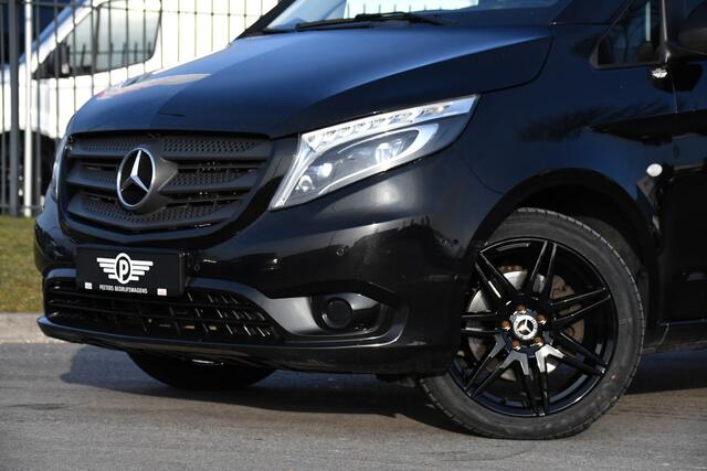Mercedes-Benz VITO 119 CDI L2 Black Edition Camera, Cruise, LED, Stoelverwarming, Standkachel, Leder, 190pk, Automaat, Trekhaak, Uniek!