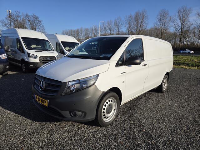 Mercedes-Benz VITO eVito L2 Lang 41 kWh Airco Parkeersensors Achteruitrijcamera