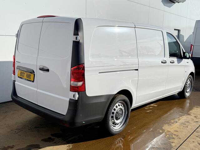 Mercedes-Benz VITO eVito 112 66kWh 280km WLTP 96% (SOH) 80KW Snelladen Climate Control Cruise Control Stoelverwarming Apple Carplay Parkeersensoren Voor en Achter