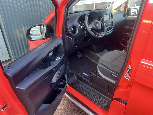 Mercedes-Benz VITO Tourer 114 BlueTEC XL BTW VRIJ!! MARGE 8-Persoons Airco Cruise controle Trekhaak 200kg trekgewicht Euro 6 Taxi Groeps vervoer Personenbus Combi Kombi Tourer