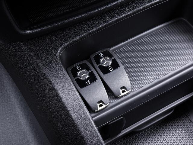 Mercedes-Benz VITO 119 CDI Extra Lang Dubbele Schuifdeur Multibeam LED Trekhaak Achteruitrijcamera Betimmering