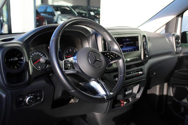 Mercedes-Benz VITO 119 CDI / Aut / Lang / DC / 2x Schuifdeur / Leer / Led / Camera / Vol Opties / NIEUWSTAAT