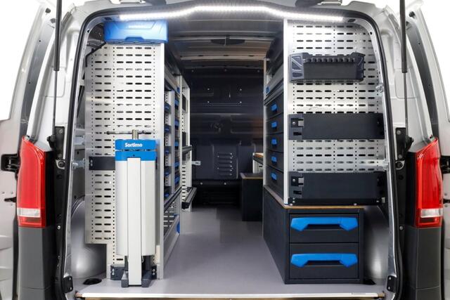 Mercedes-Benz VITO 114 CDI 136pk Compact 9G Automaat 2x Schuifdeur/LED/Camera/Inrichting 09-2022