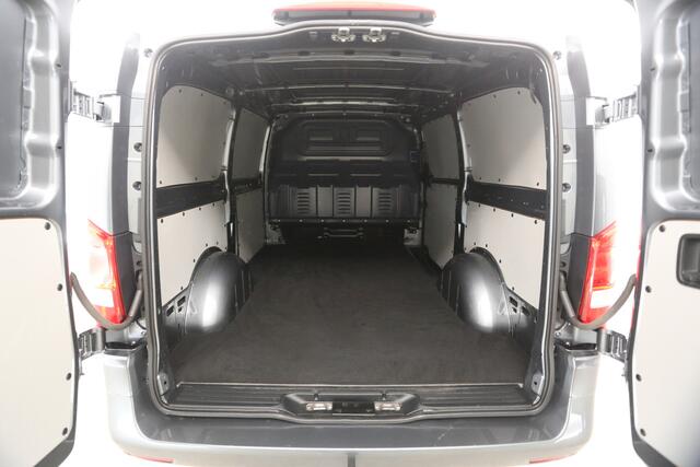 Mercedes-Benz VITO 114 CDI Lang | Aut. | Airco | Camera | Adap. Cruise | Navi | Trekhaak | 3 Zits | Carplay