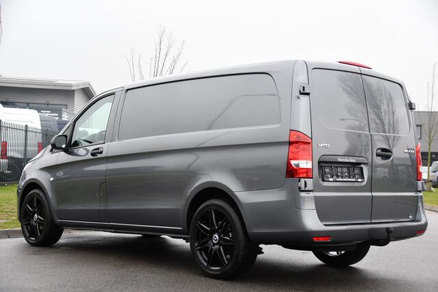 Mercedes-Benz VITO 116 CDI L2 PB Edition Camera, Cruise, Carplay, LED, Automaat, 164pk, Trekhaak, Stoelverwarming, Sensoren, Uniek!